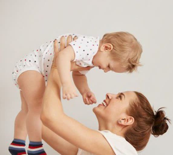 هفت نکته مهم در مورد دو زبانگی کوچولو